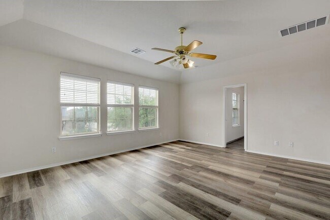Building Photo - 12200 Ferrystone Cove