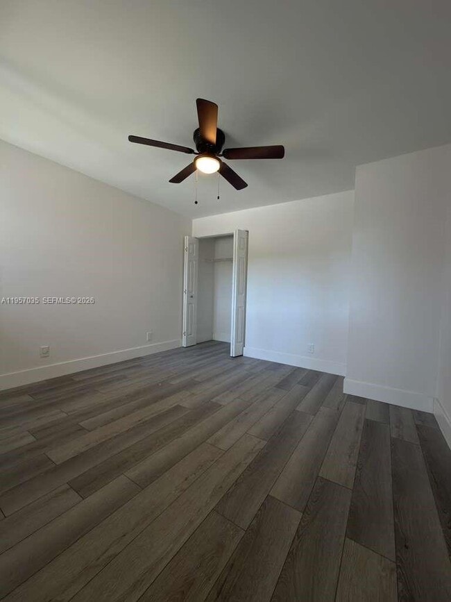 Building Photo - 9719 N New River Canal Rd