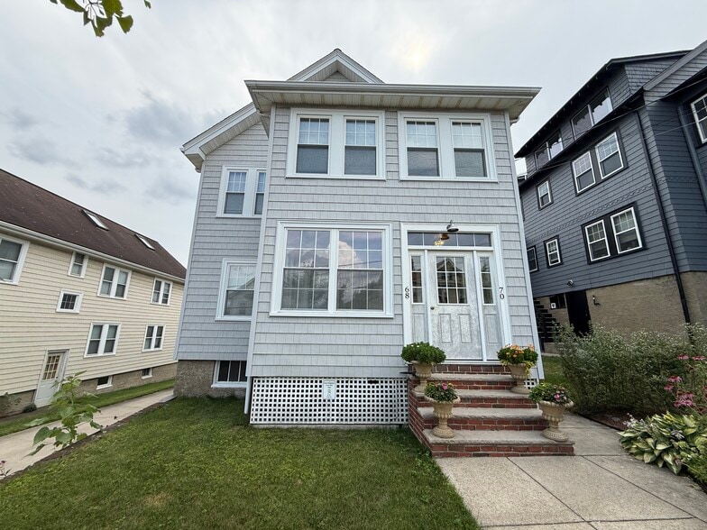 Building Photo - 68 Templeton Pky