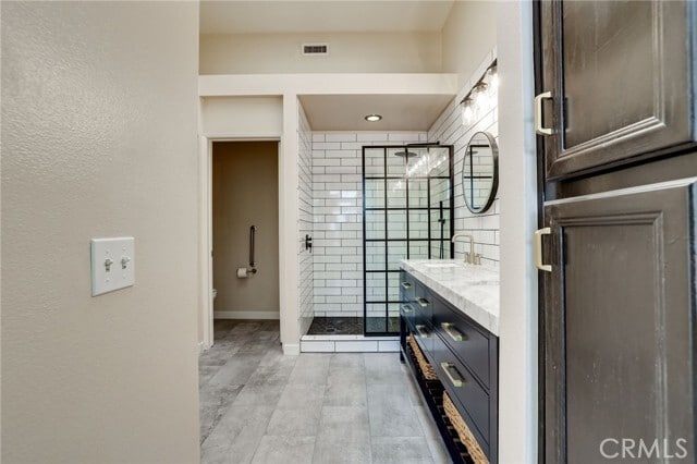 Building Photo - 25101 La Jolla Way