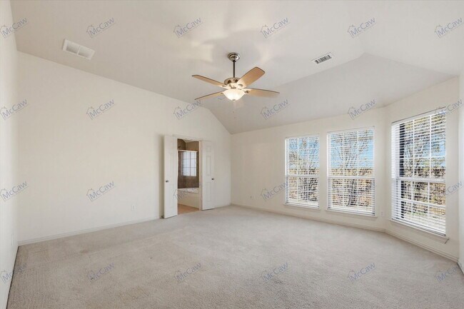 Building Photo - 1021 Ellis Way