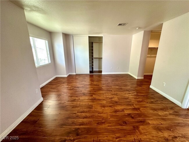 Building Photo - 5277 S Westwind Rd