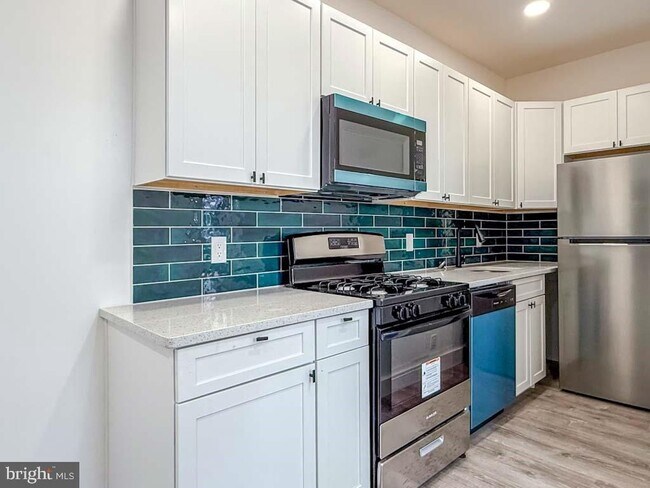 Building Photo - 30 Haddon Ave