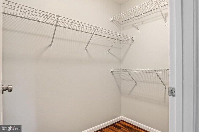 Building Photo - 9060 Gracious End Ct