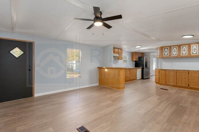 Building Photo - 7228 Hilo St