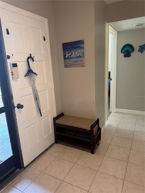 Building Photo - 621 Windrush Bay Dr