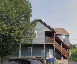 Building Photo - 1012 7th St E