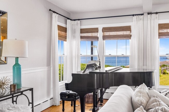 Building Photo - 15 Sheldon Rd