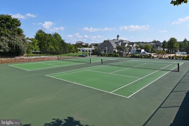 Building Photo - 3082 American Eagle Blvd