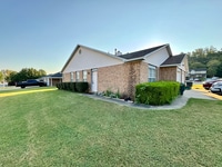 Building Photo - 1386 N Bernice Dr