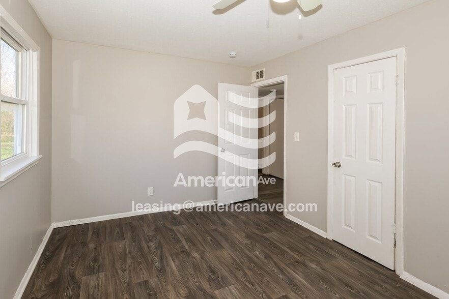 Building Photo - 13211 Forge Cir