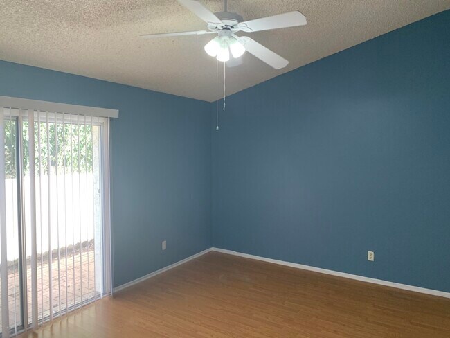 Building Photo - 2838 N 49th Pl