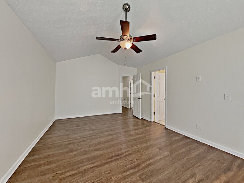 Building Photo - 505 Allens Landing Ct