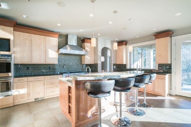 Building Photo - 6 MONTH LEASE Masterfully Designed Custom ...