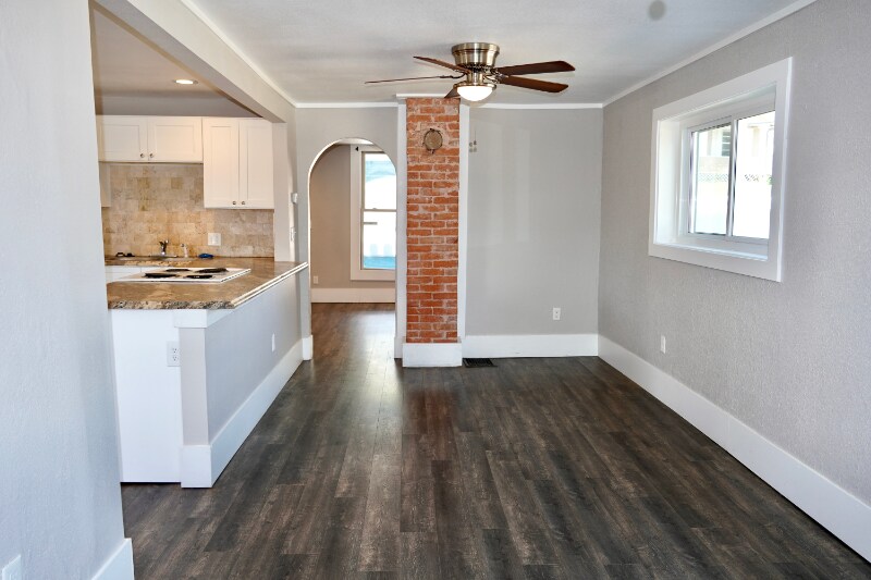 Building Photo - 810 Prospect Pl