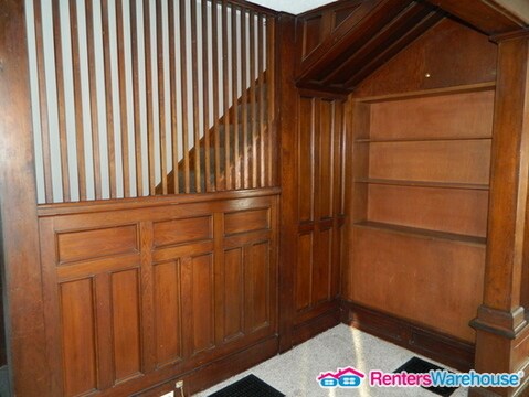 Building Photo - 1008 S Jefferson Way