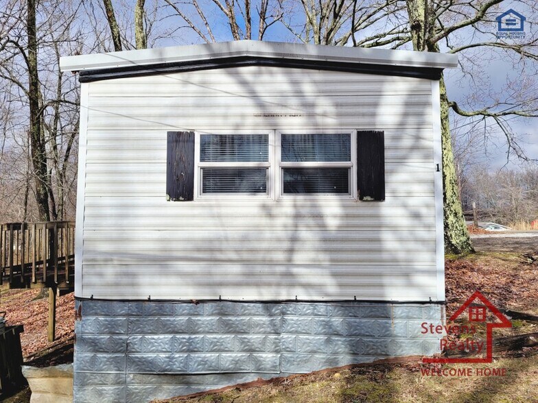 Building Photo - 271 C C Camp Rd