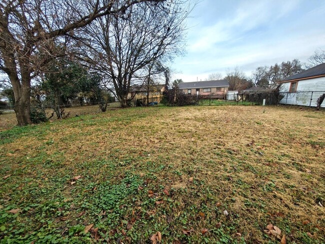 Building Photo - Newly Renovated In Mt Pisgah - Open To Section 8