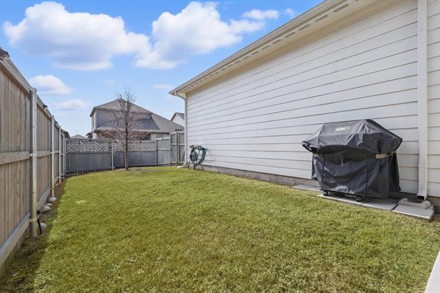 Building Photo - 2513 Elm Pl