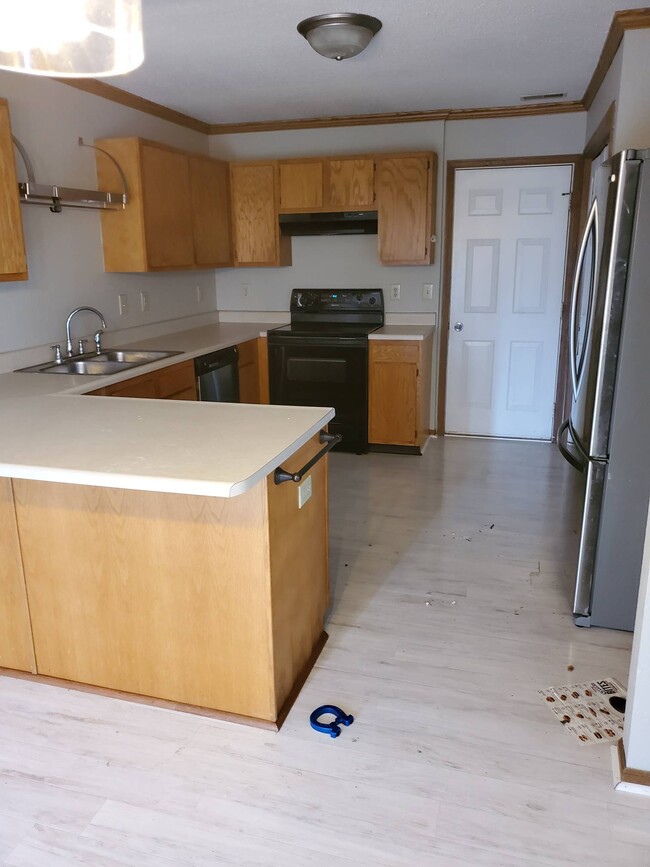 Building Photo - 8632 Coralberry Ln