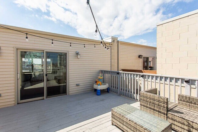 Building Photo - 1845 S State St