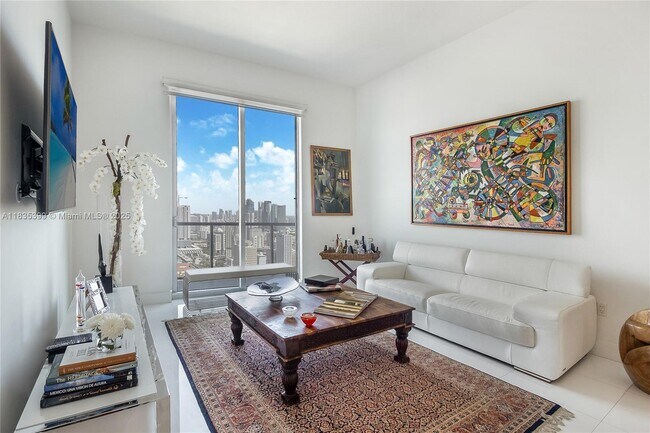 Primary Photo - 185 SW 7th St