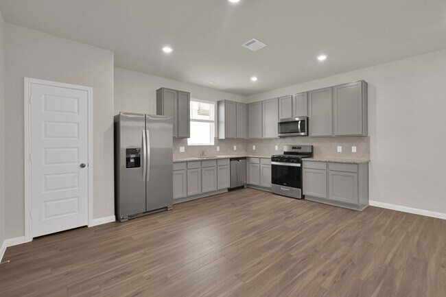 Building Photo - 13244 Musky Dr