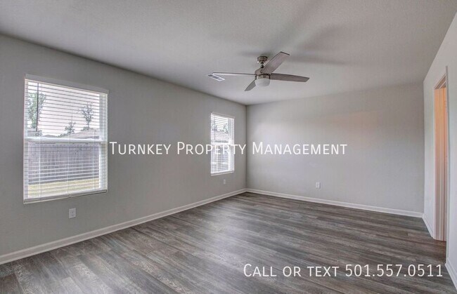 Building Photo - 10500 Darla Ln