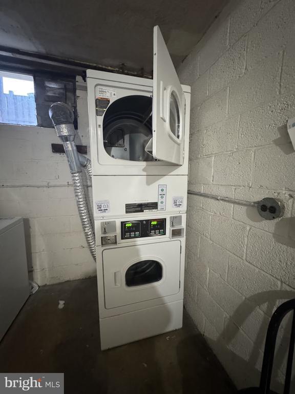 Building Photo - 500 S Courthouse Rd