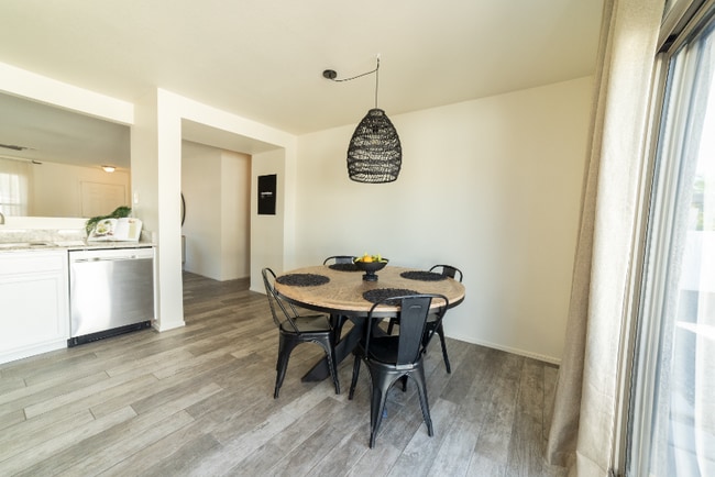 Building Photo - 12979 N Yellow Orchid Dr