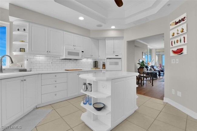 Building Photo - 425 Dockside Dr