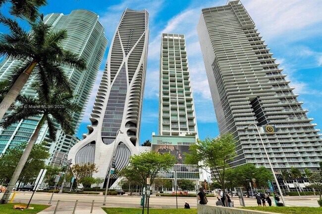 Building Photo - 1040 Biscayne Blvd
