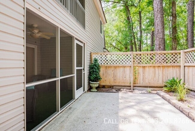 Building Photo - 11 Rudwick Cir