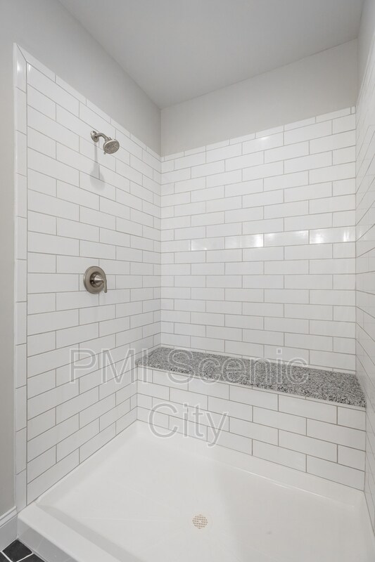 Building Photo - 1904 Cypress Ln