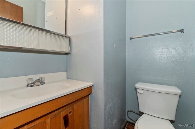 Building Photo - Big Bear City/Erwin Lake Area