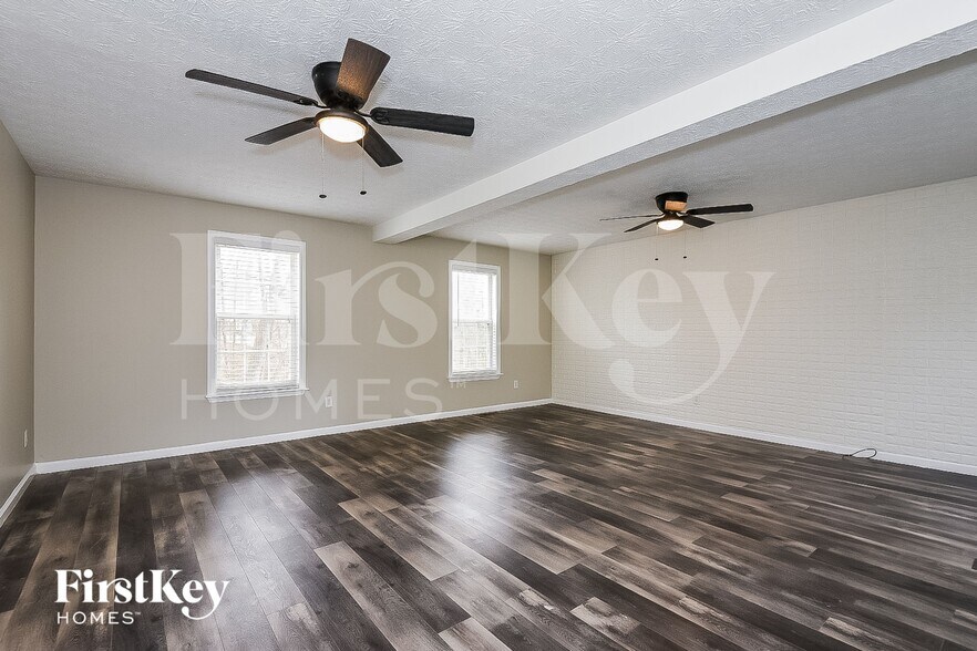 Building Photo - 1069 Thornwood Dr