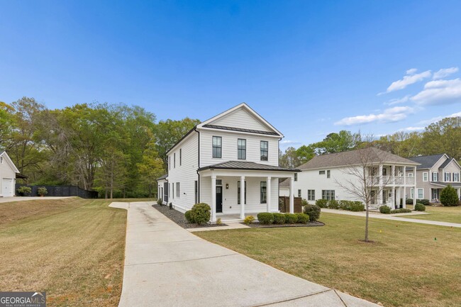 Building Photo - 98 Middle St