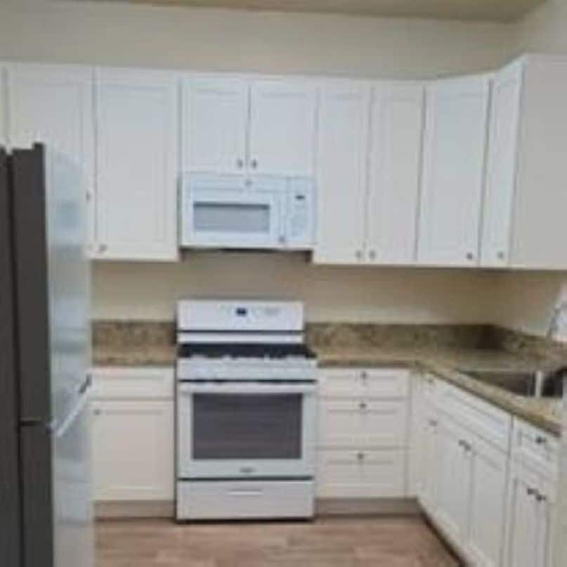 Building Photo - 21 Willowood Dr