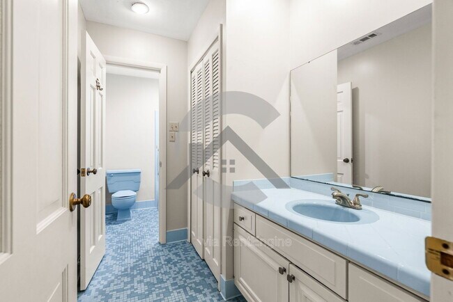 Building Photo - 9812 Coppersmith Ln