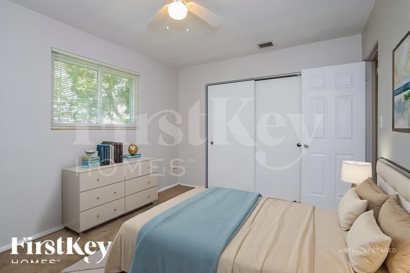 Building Photo - 607 Faber Dr