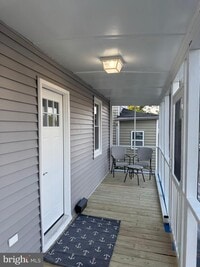 Building Photo - 16 Parole St