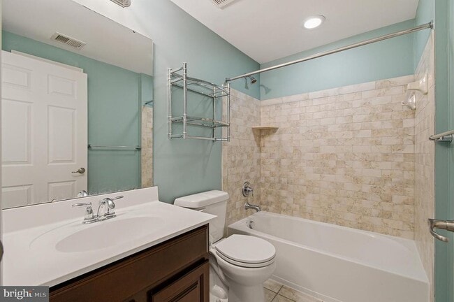 Building Photo - 9421 Aston Villa