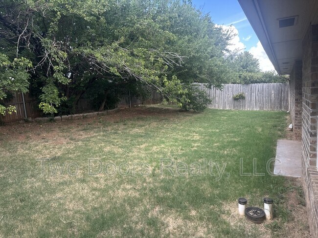 Building Photo - 15901 Big Cypress Dr