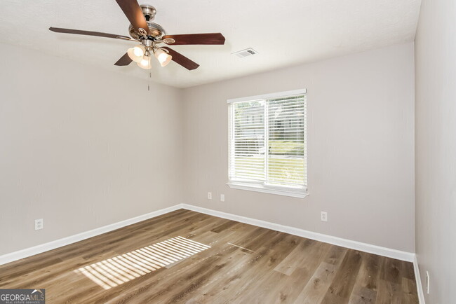 Building Photo - 113 Colemans Bluff Dr