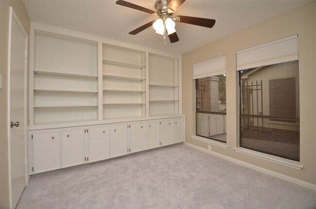 Building Photo - 12310 Burgoyne Dr