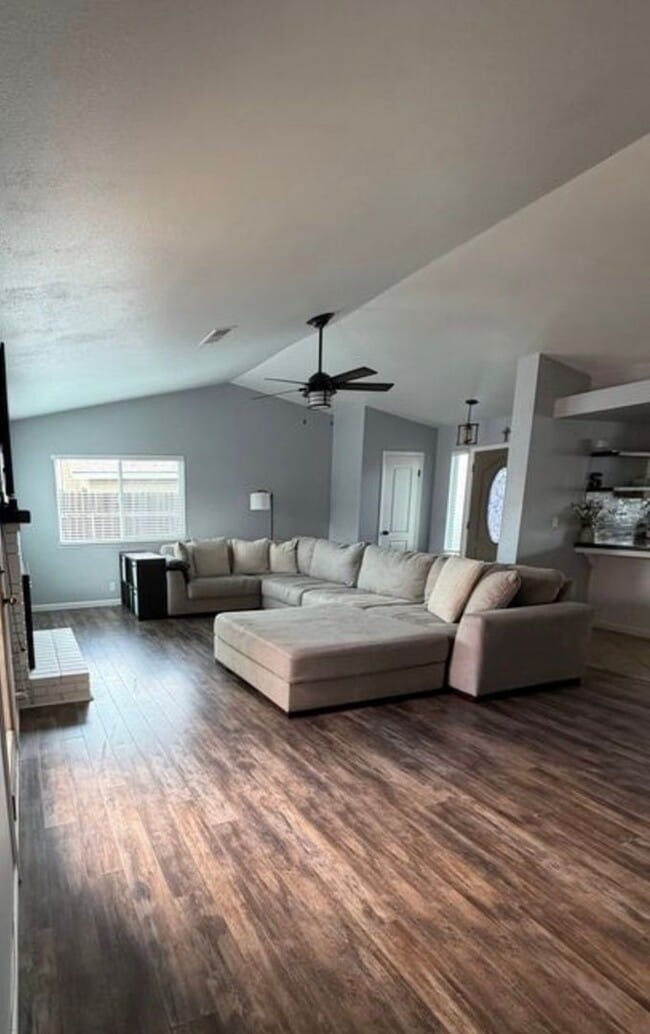 Building Photo - 1410 Ashwood Ct