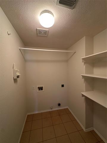 Building Photo - 10701 Nashville Dr