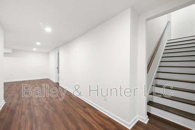 Building Photo - 1721 Hortense Pl NW