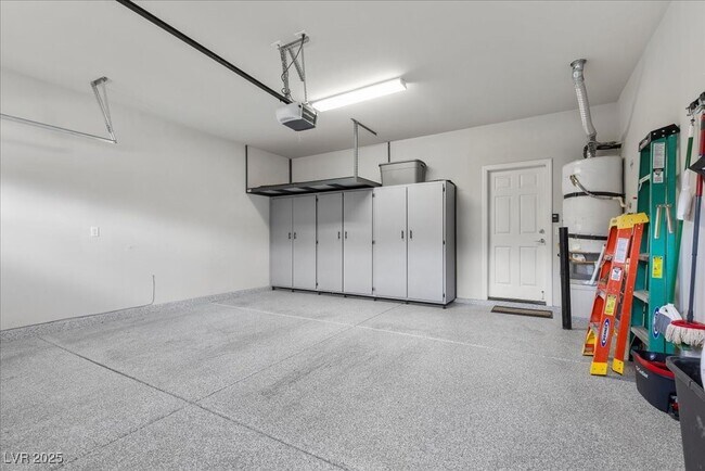 Building Photo - 716 Eros Ct