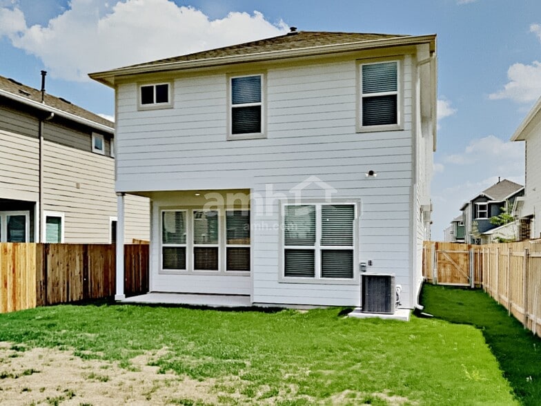 Building Photo - 2729 Meadowood Heights